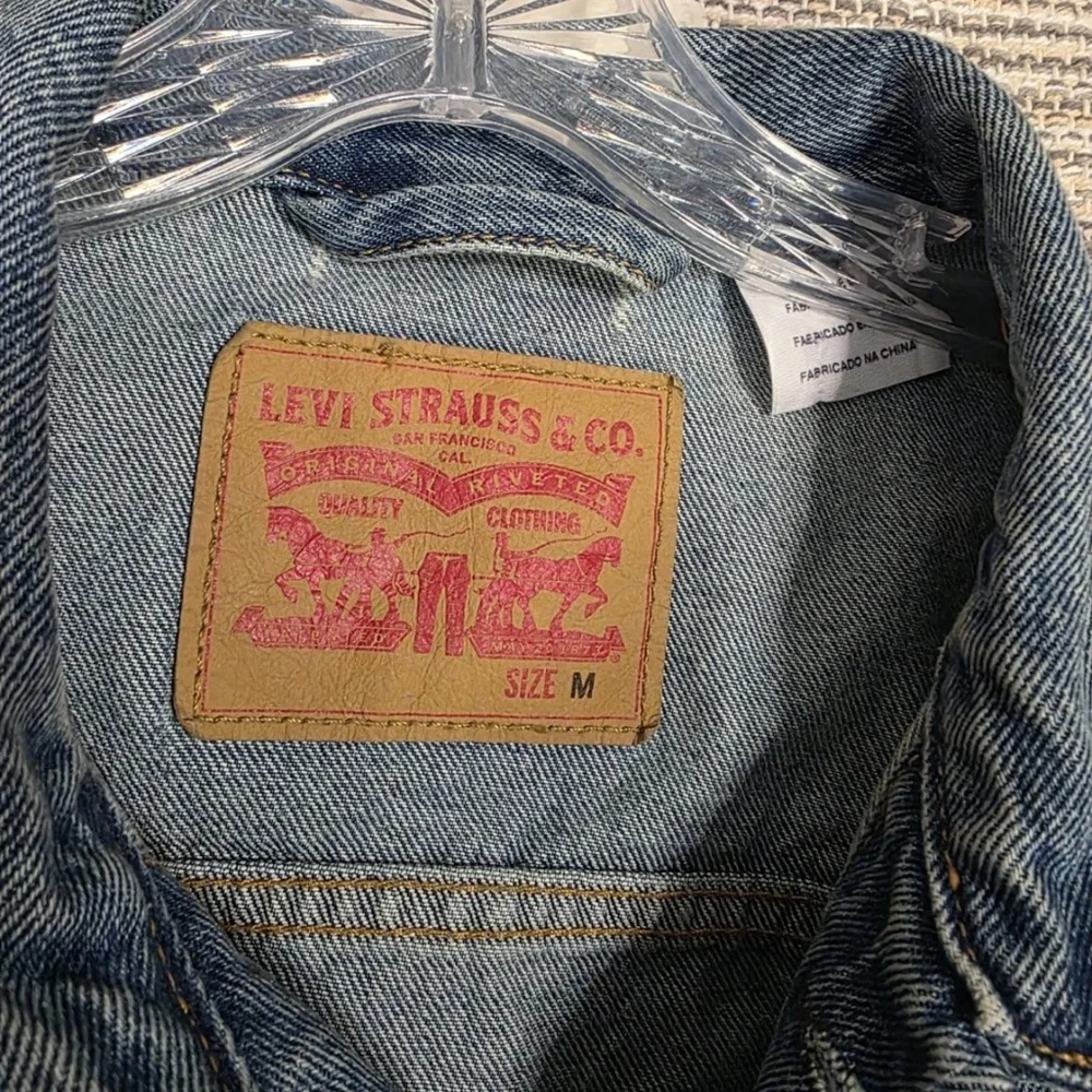 Levi's Men's Light Blue Denim Jacket - Picture 5 of 8